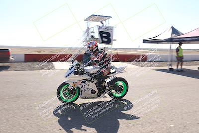 media/Nov-03-2025-Lets Ride (Mon) [[4d74c1c4d3]]/B Group/Grid/